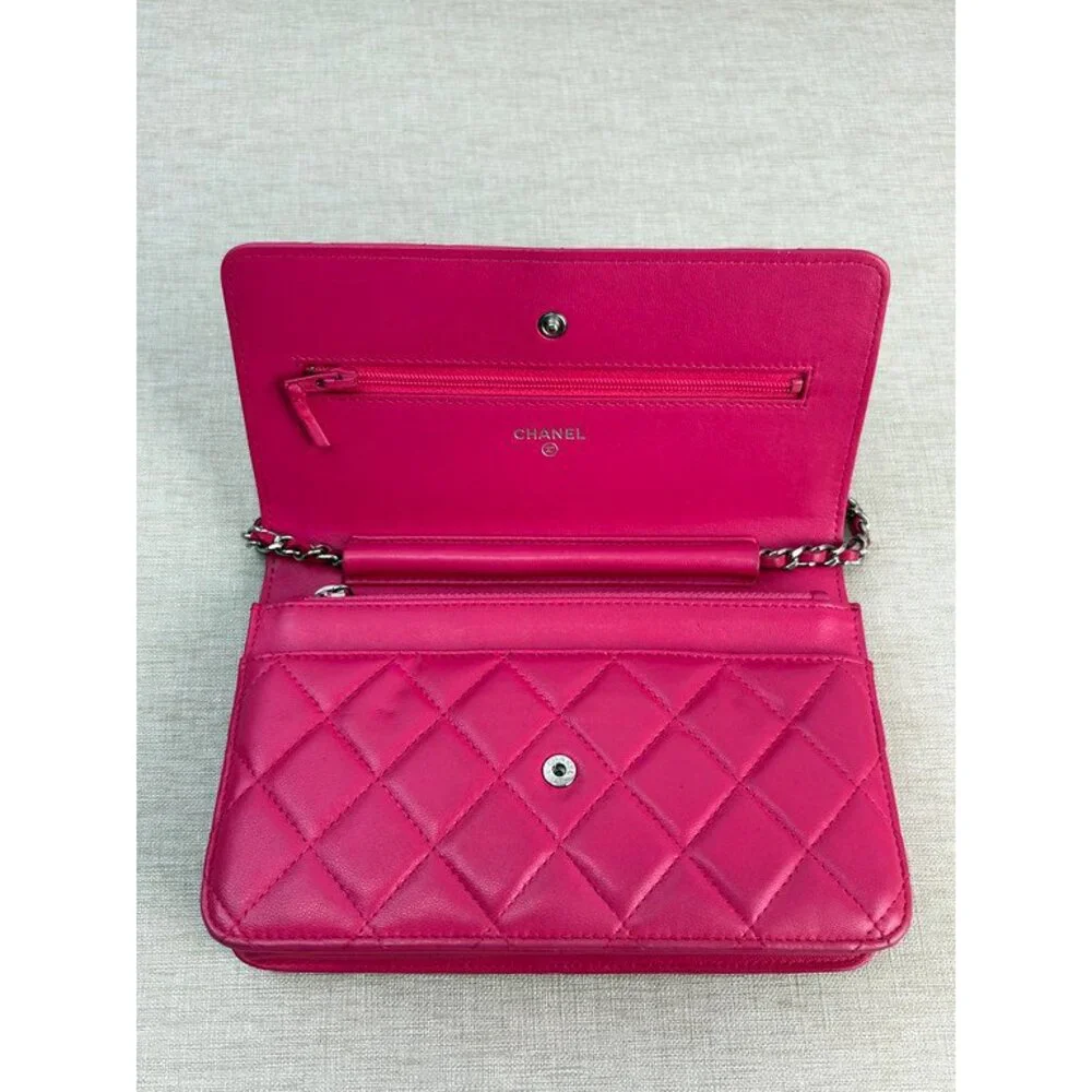 CHANEL 100% authentic